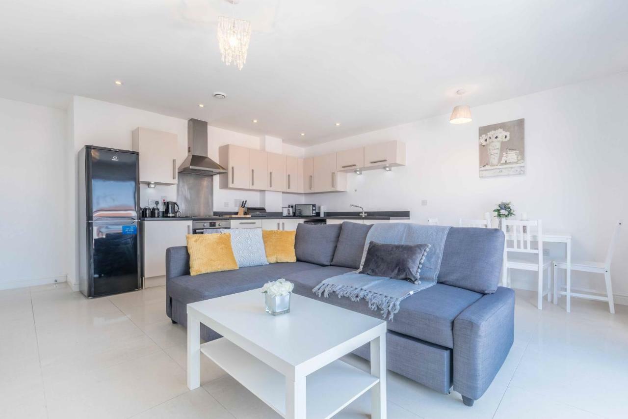 The Penthouse @ Waterside Grange Διαμέρισμα Σλόουθ Εξωτερικό φωτογραφία