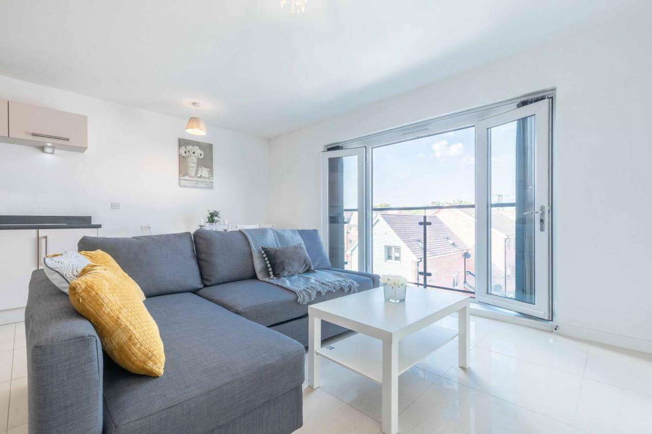 The Penthouse @ Waterside Grange Διαμέρισμα Σλόουθ Εξωτερικό φωτογραφία